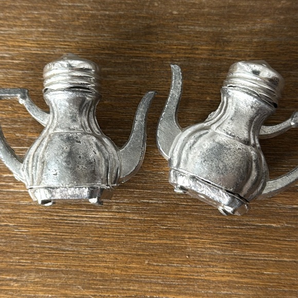 Vintage Salt & Pepper Mini Shakers with Tray Made in Japan Souvenir OHIO Label - Picture 7 of 11